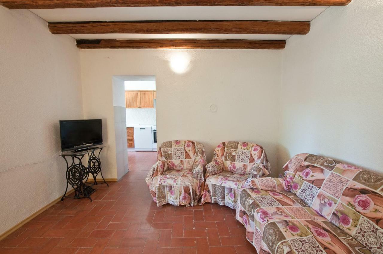 Гостьовий будинок Country House Gazon Smarje  Екстер'єр фото